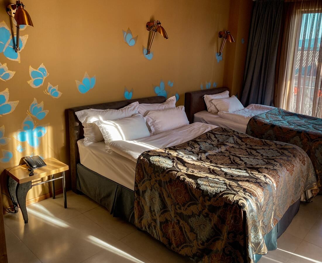 Отель Brim Hotel Тбилиси